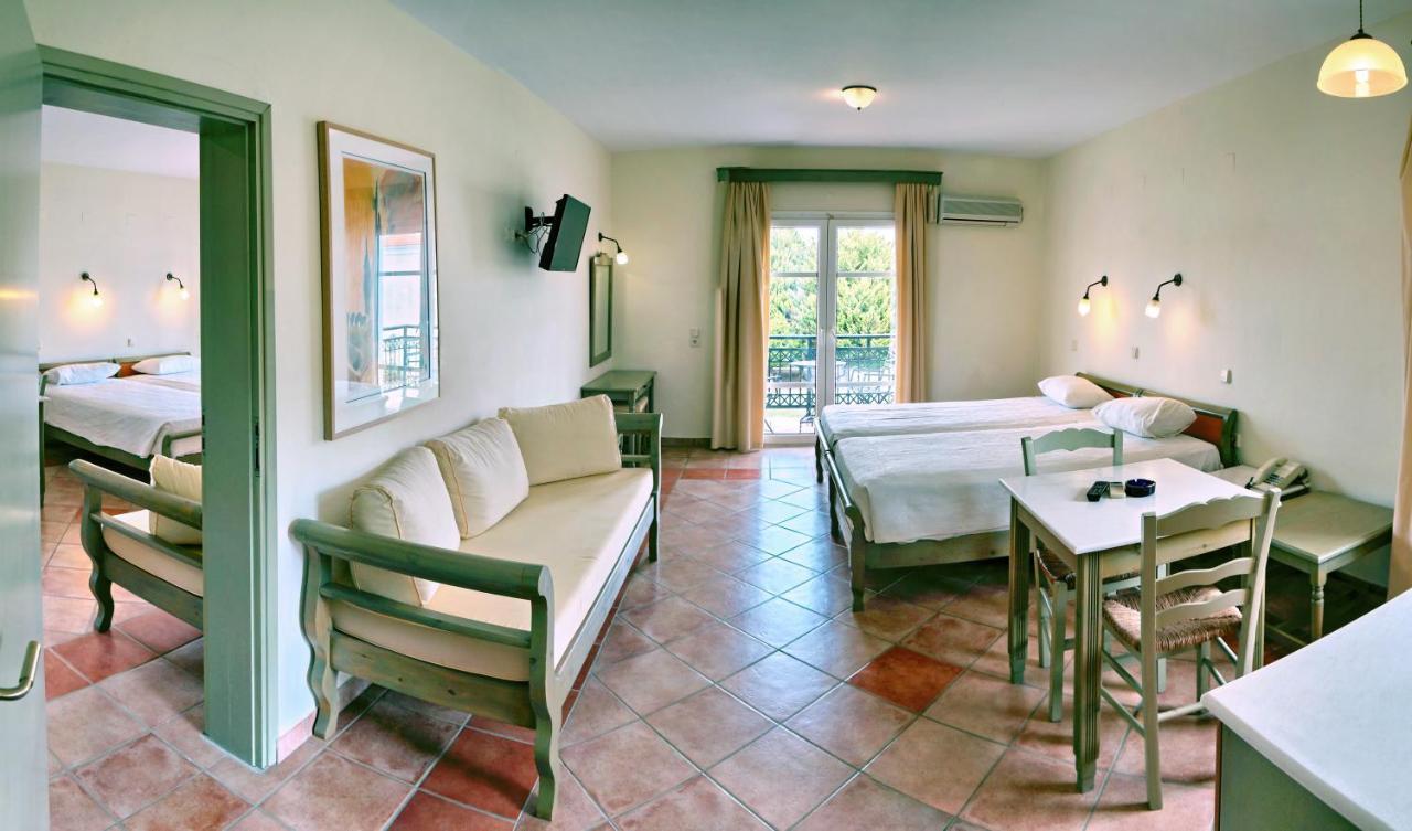 Panselinos Hotel Eftalou Экстерьер фото