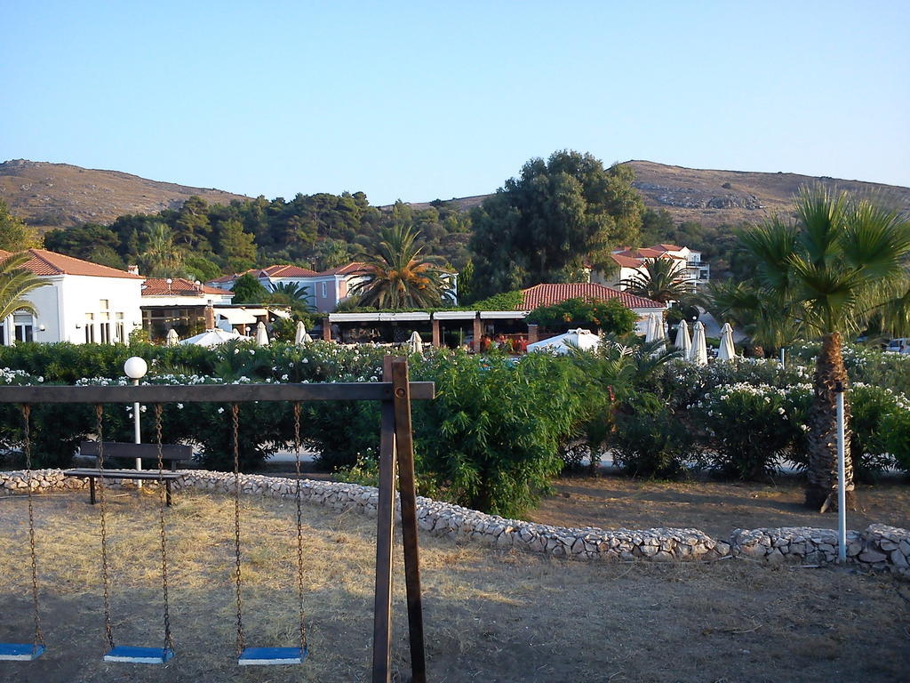 Panselinos Hotel Eftalou Экстерьер фото